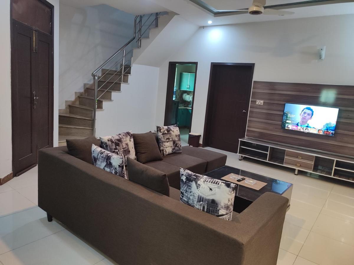 Fully Serviced Holiday Home Near Lahore Ring Road 외부 사진